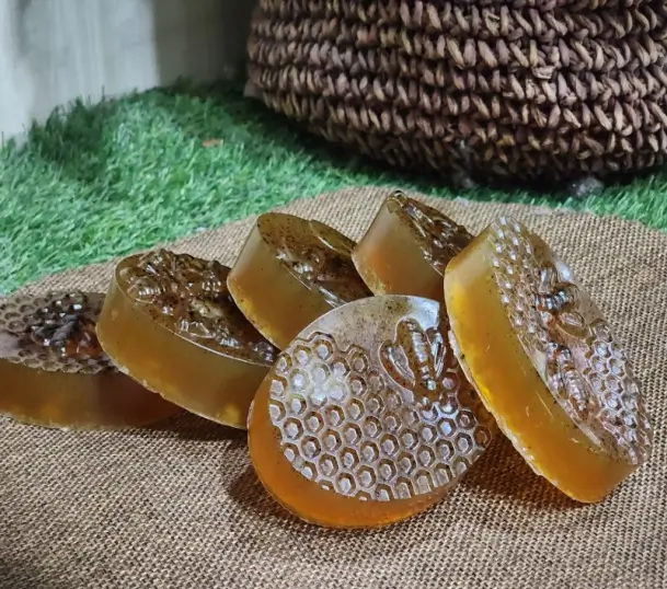 Lush di Vie handmade honey soap with bee imprint design — Pakistan